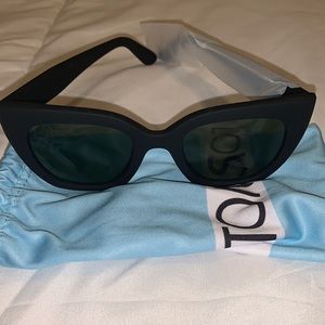Sydney Toms sunglasses